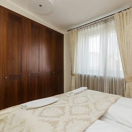 Shortstaypoland Nowy Swiat B99 Warsaw Exterior photo